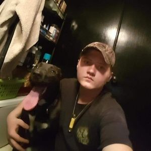 Meet your Posher, Dee